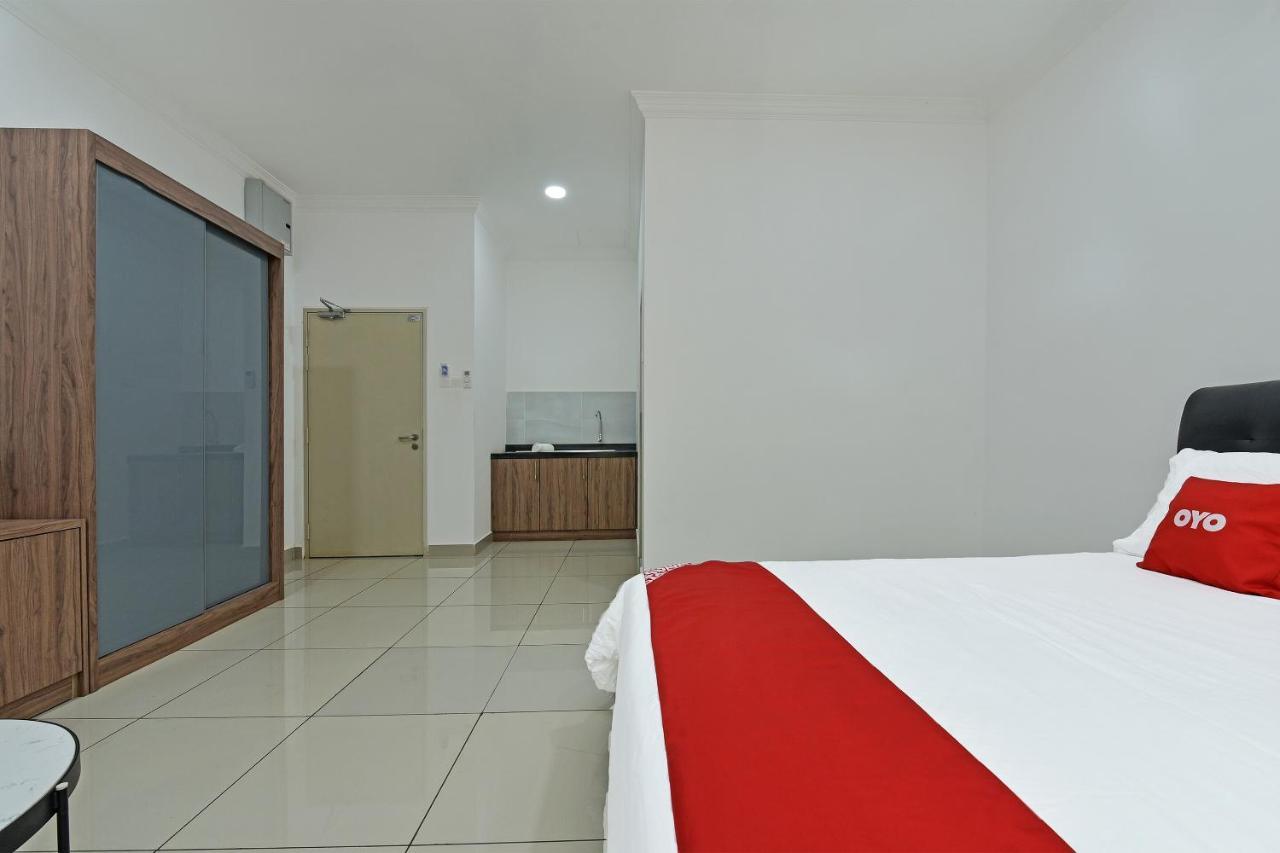 פדנג בסר Capital O 90614 Cvia Ummul Hotel מראה חיצוני תמונה
